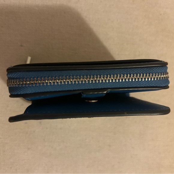 Brand New Kate Spade Arctic Friends Wallet - Picture 6 of 7